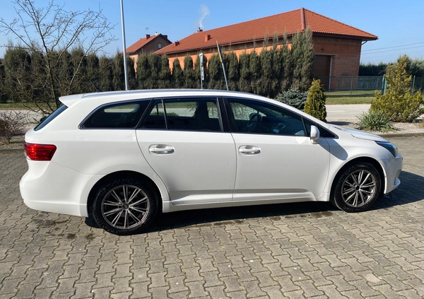 Toyota Avensis cena 35900 przebieg: 181000, rok produkcji 2012 z Łask małe 277